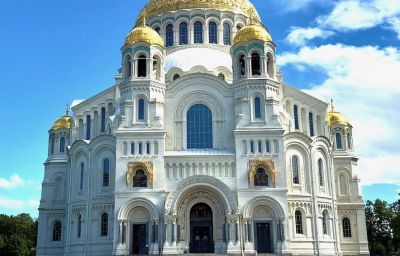 Кронштадт: От первого форта до главного собора